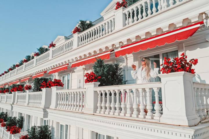 Hôtel pour 4 personnes, avec vue et sauna ainsi que jardin et piscine