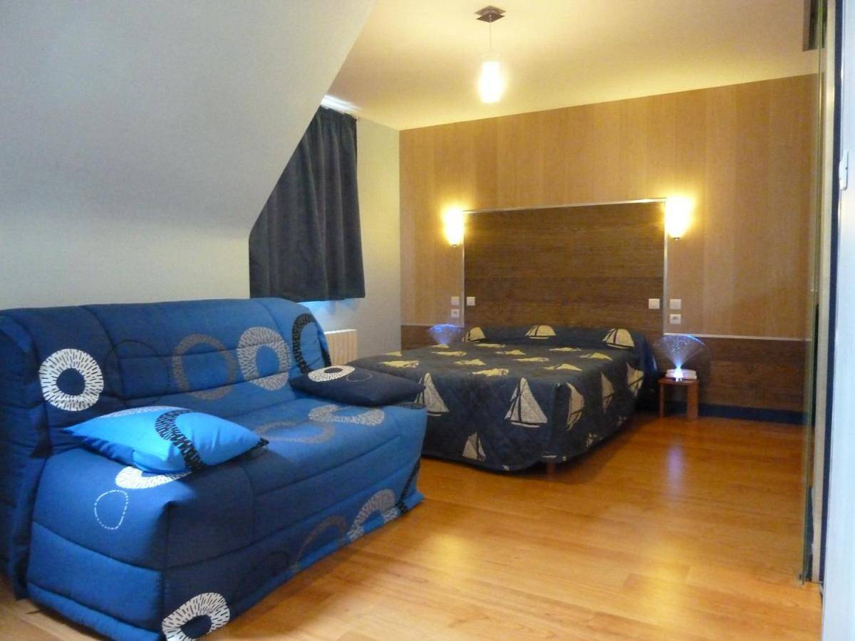 Twin Room with Shower in Crach, Côte des Mégalithes