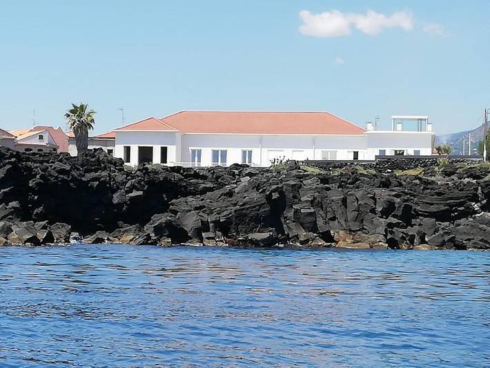 Appartamento per 6 persone, con Balcone e Terrazza nonché Giardino e Panorama a Stazzo