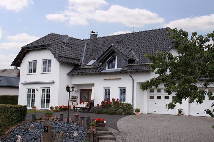 Appartement de vacances entier, Appartement, douche, Wc, 3 chambres in Habscheid, Arrondissement d'Eifel-Bitburg-Prüm