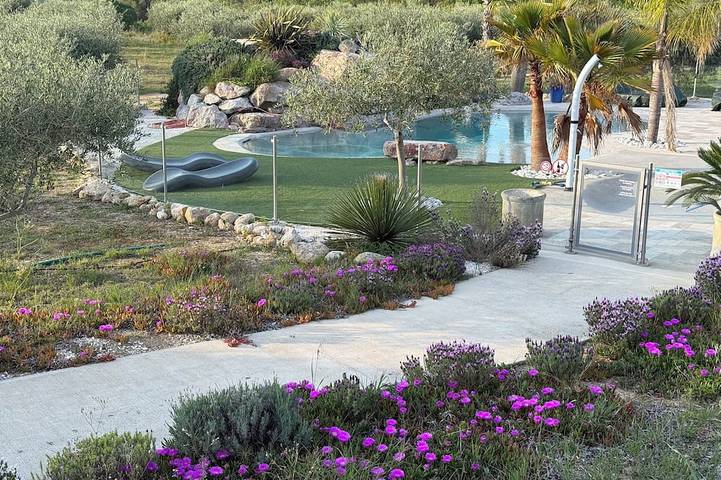 Appartement de vacances pour 4 personnes, avec terrasse et piscine