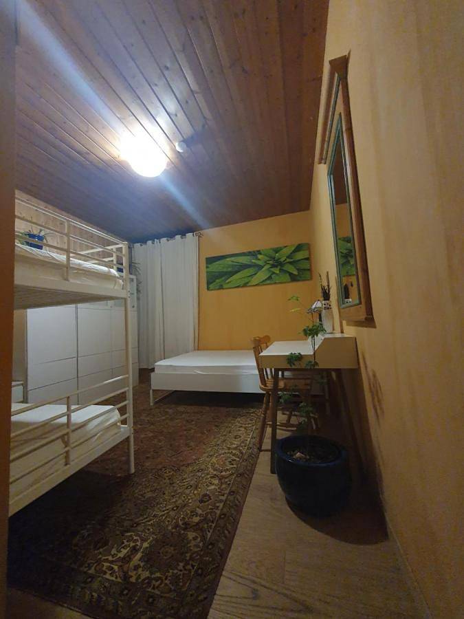 BnB für 4 Personen, mit Balkon und Terrasse sowie Garten und Ausblick in Sonthofen