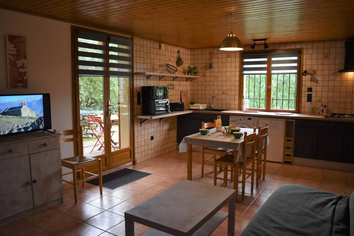 Gîte pour 2 personnes, avec Terrasse et Jardin