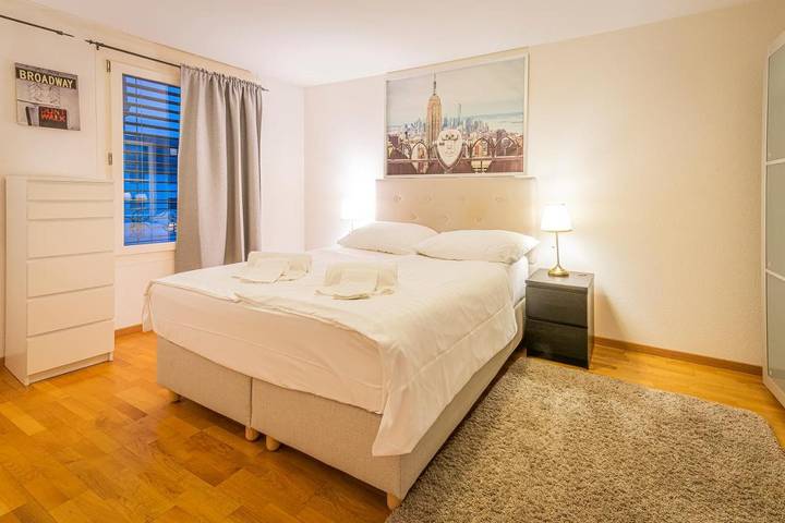 Location de vacances pour 2 personnes, avec terrasse et vue, animaux acceptés à Bulle - 2