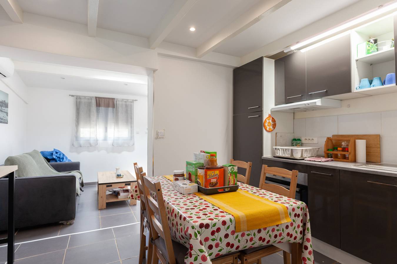 Renoviertes Ferienhaus Calanques La Vesse mit Bergblick, Wlan & Klimaanlage in Le Rove, Istres und Umgebung