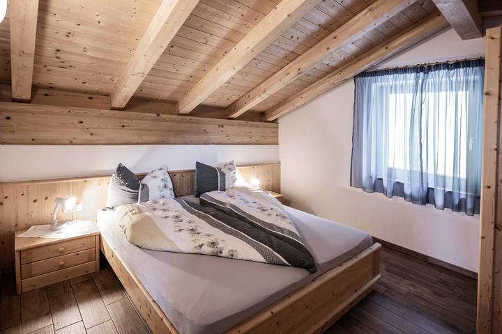 Apartamento inteiro, Apartamento "Oberhof Panorama" com Vista de Montanha, Varanda e Wi-Fi in Weitental, Vintl