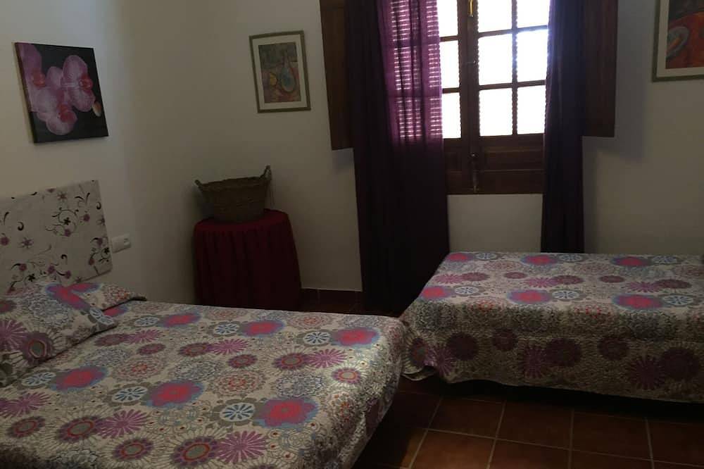 Rural accommodation rental in Valdelvira in La Puebla de los Infantes, Sevilla Province