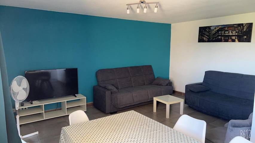 Gîte pour 8 personnes, avec balcon dans Futuroscope - 3