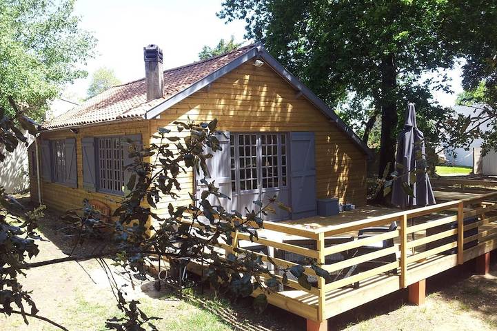 Chalet pour 8 personnes, avec terrasse et jardin