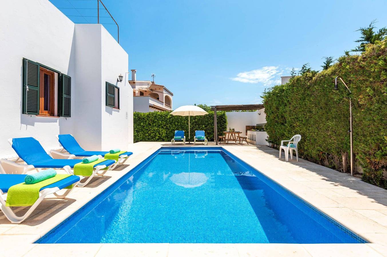 Casa De Vacaciones para 5 Personas en Cala Blanes, Ciudadela