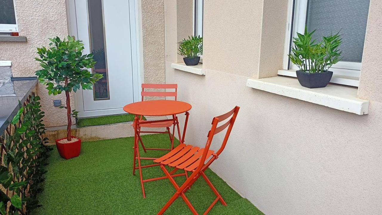 Appartement entier, One-Bedroom Apartment in Prenois, Région de Dijon
