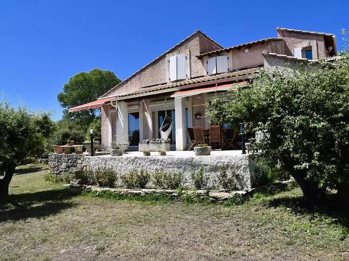 Chalet para 7 personas, con jardín y piscina - 1