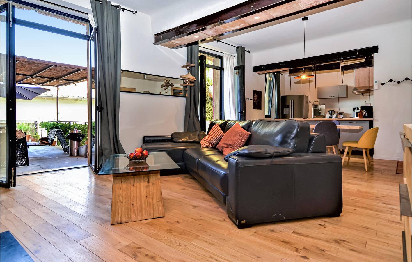 Céntrico Apartamento Pujaut con Piscina y Parking in Pujaut, Region de Nimes