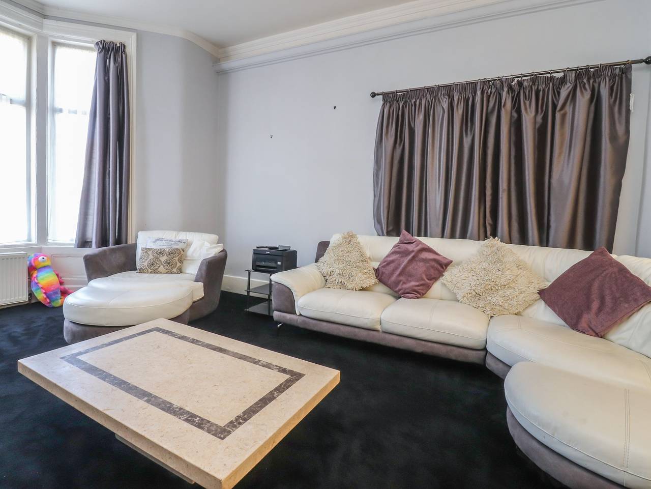 Entire apartment, Luxury Winter Gardens Apartment 2 in Blackpool Pleasure Beach, North West England