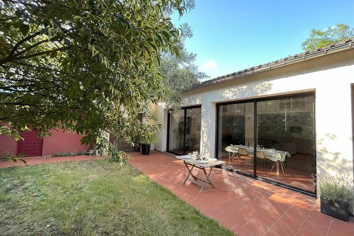 Maison de vacances pour 6 personnes, avec jacuzzi à Issy-les-Moulineaux