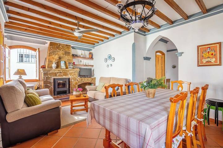 Ferienhaus für 9 Personen, mit Balkon - 1