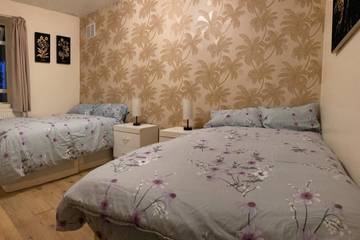 Holiday Apartment for 10 People in Hackney, London, Photo 3