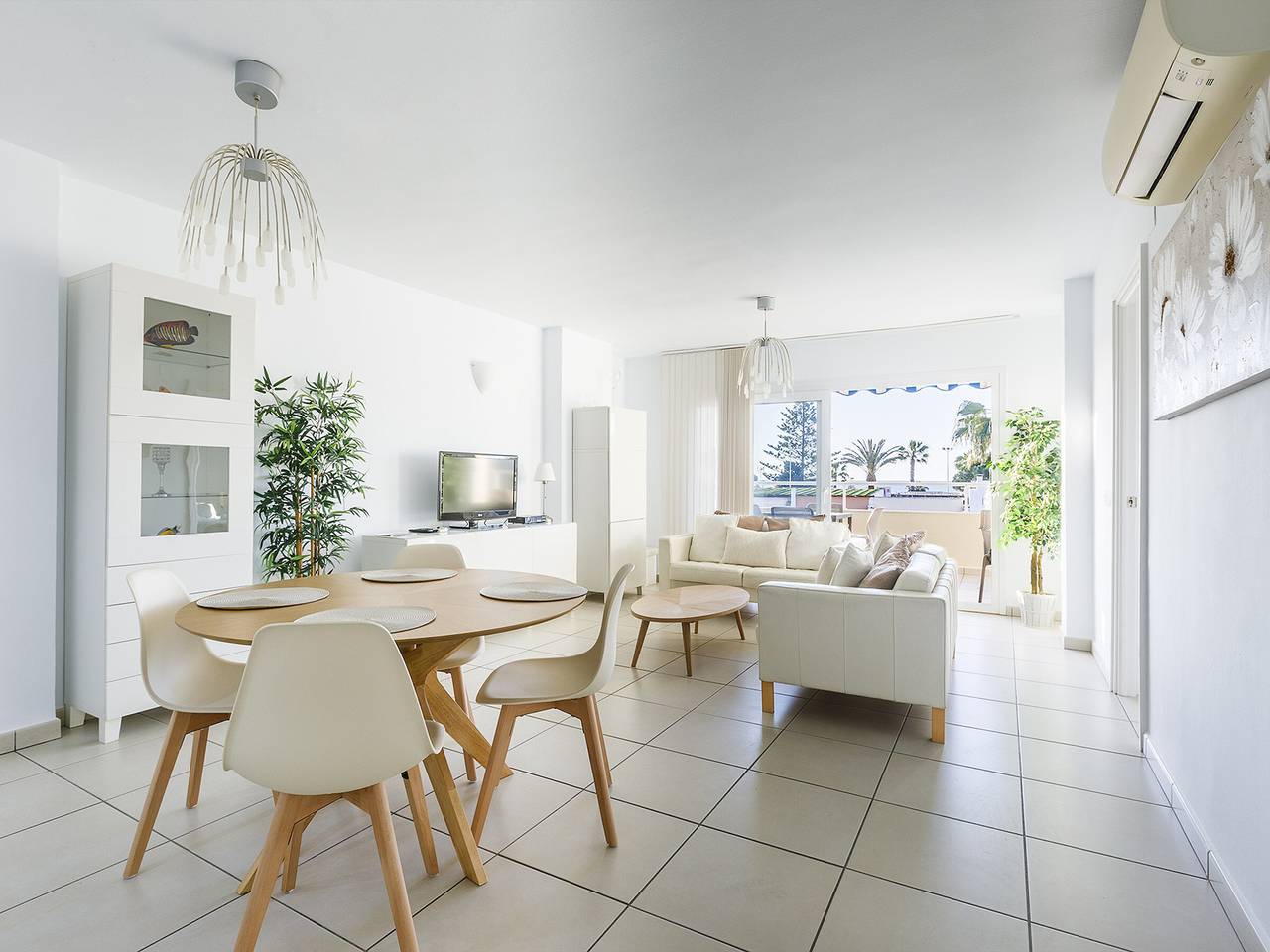 Ganze Wohnung, Strandwohnung mit Klimaanlage in Torre del Mar, 2 Schlafzimmer für 4 Personen in Playa de Torre del Mar, Torre del Mar