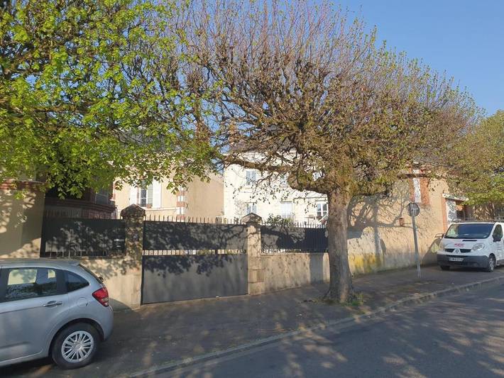 Gîte pour 5 personnes, avec vue et jardin à Gien - 2