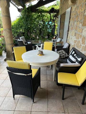 Cottage pour 2 personnes, avec vue ainsi que terrasse et jardin, animaux acceptés à Saint-Germain