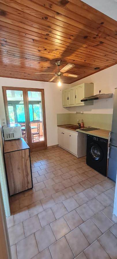 Location de vacances pour 6 personnes, avec jardin et terrasse à Pradons - 3