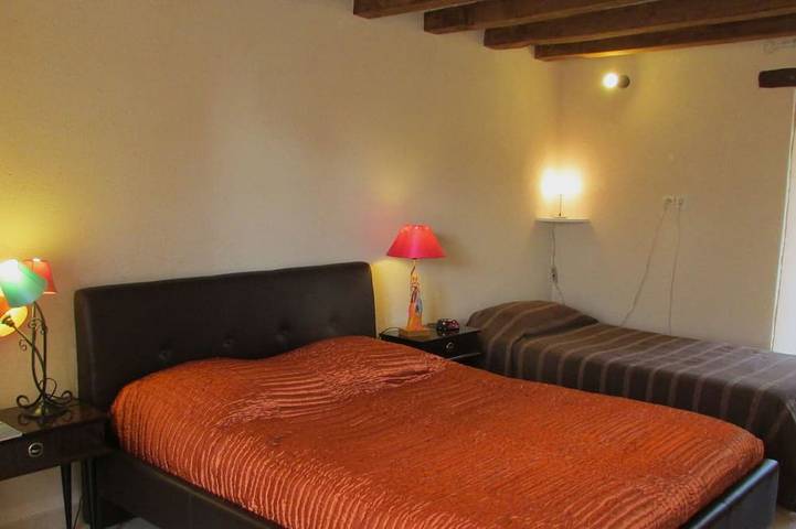 Location de vacances pour 12 personnes, avec terrasse à Denée - 3