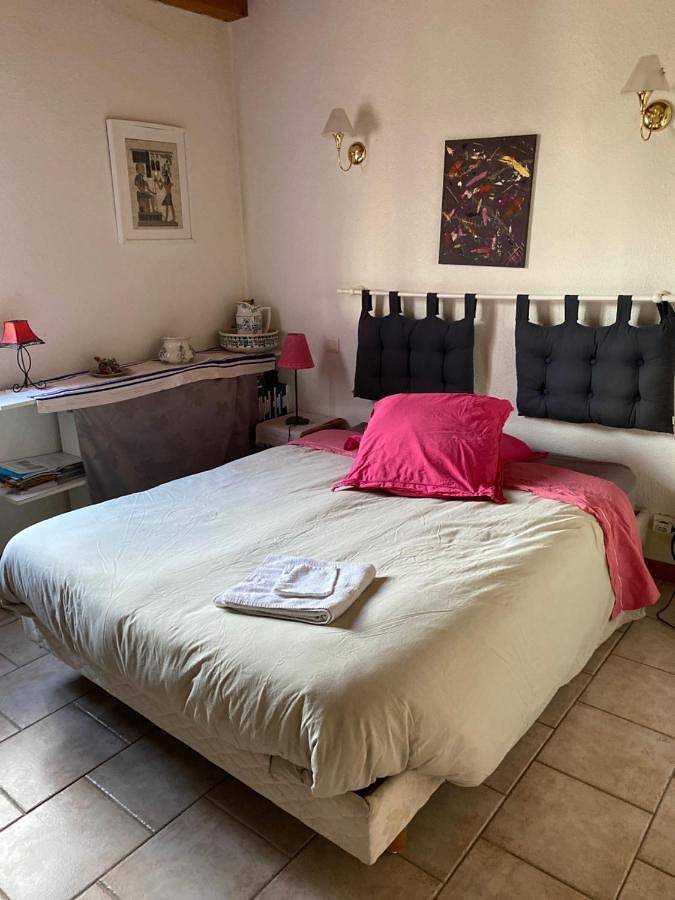 Gîte pour 2 personnes, avec Terrasse et Jardin à Brengues