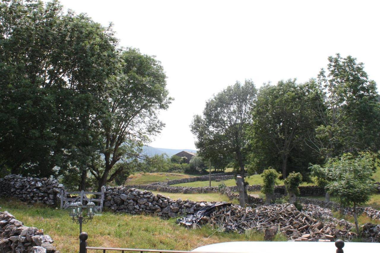 Casa Rural Las Machorras I y Ii in Espinosa de los Monteros, Cordillera Cantábrica