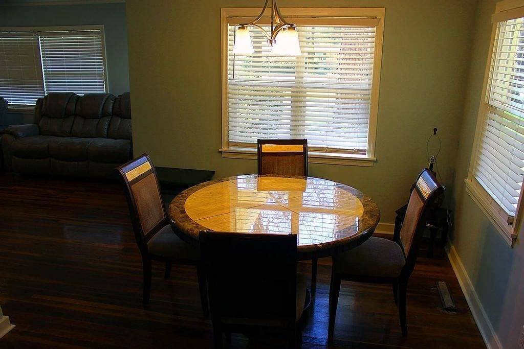 Stunning Home In A Leafy And Quiet Neighborhood in Jackson, Hinds County