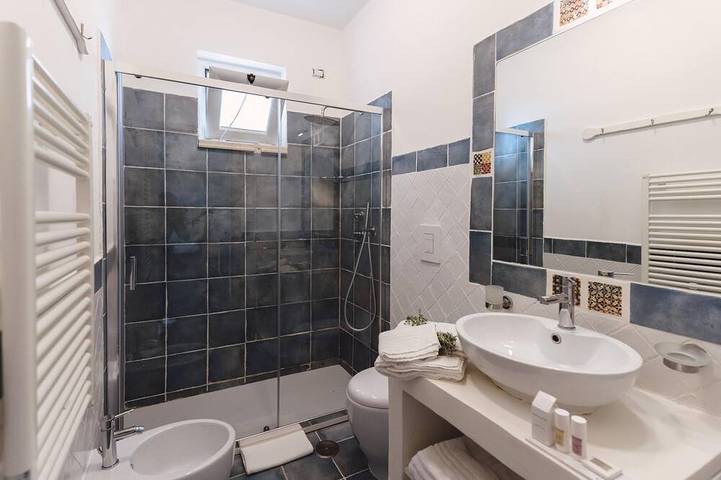 Entire apartment, Ulivo   Apartment in the Residence le Ruve Bianche with swimming pool and private beach in Vibonati, Cilento Coast