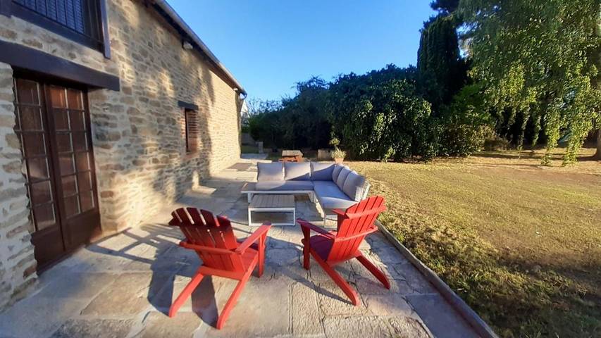 Location de vacances pour 2 personnes, avec jardin à Lanvallay - 2