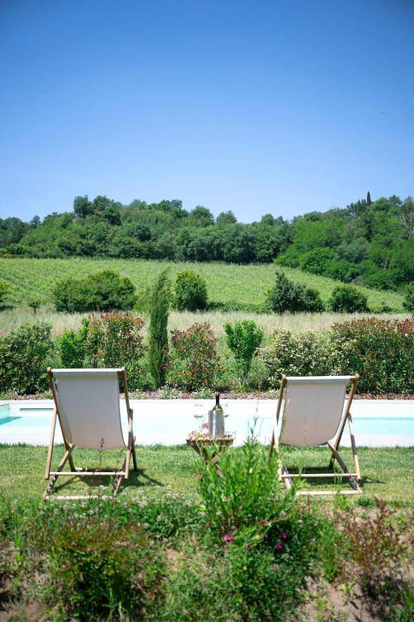 Villa per 4 persone, con Terrazza e Giardino nonché Piscina e Panorama a Montevarchi