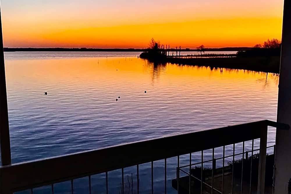 Ganze Wohnung, Panorama Seeblick Ferienwohnung direkt am Zwischenahn Meer in Zwischenahner Meer, Bad Zwischenahn