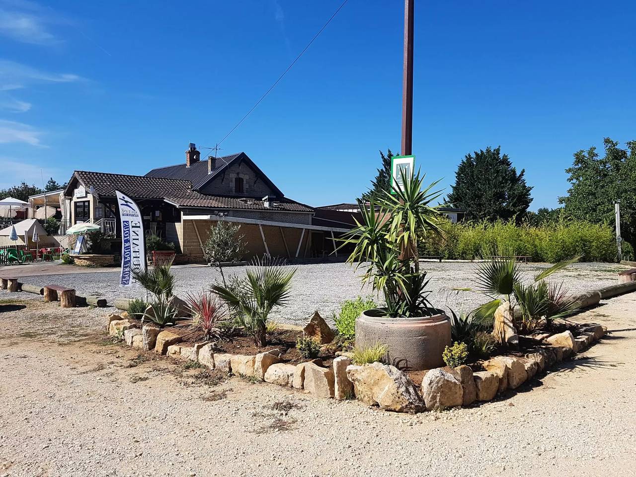 Mobil-home Hirondelle 29m² - Terrasse couverte incluse 5 personnes in Saint-Crépin-et-Carlucet, Périgord Noir