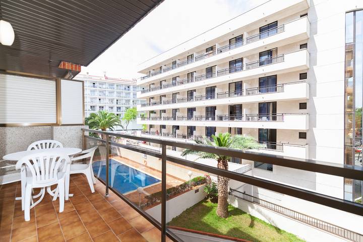 Casa rural para 3 personas, con Terraza y Piscina para niños en Salou - 4