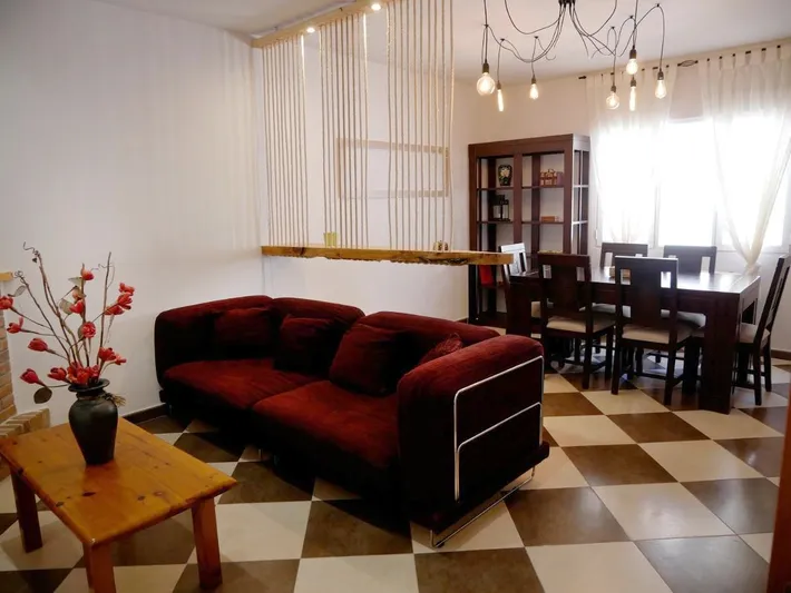 Maison de campagne pour 10 personnes, avec jardin et piscine - 1