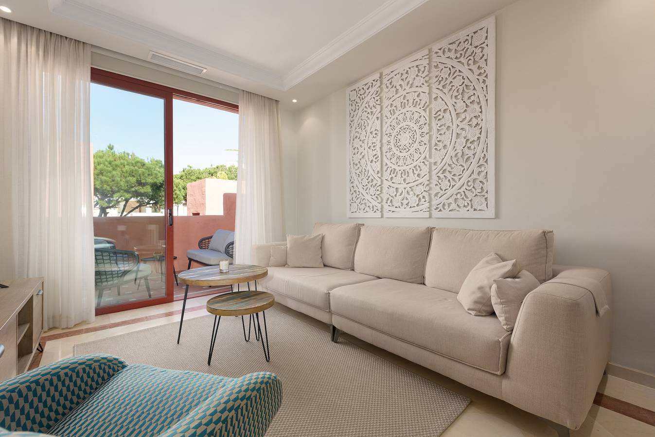 Apartamento entero, Apartamento 'Jardines De Don Carlos' con piscina compartida, Wi-Fi y aire acondicionado in Marbella Este, Marbella