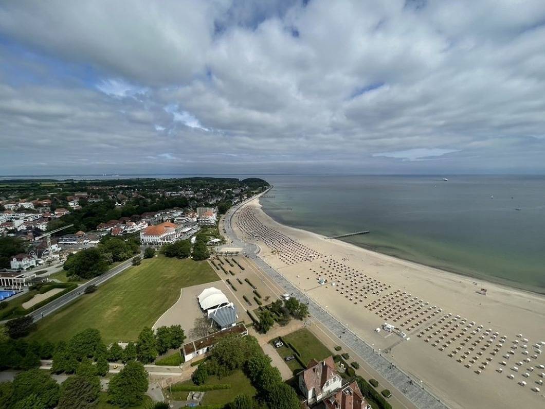 Ganze Ferienwohnung, Beachside: 2-Zimmer-Meerblick-Appartement in Ostseebad Travemünde, Lübeck