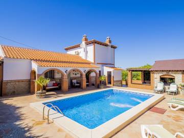 Villa for 7 People in Ardales, Málaga Province, Photo 4