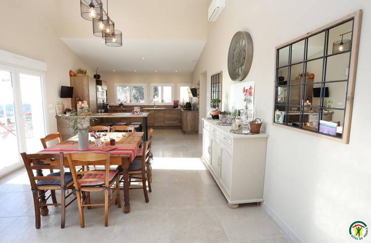 Gîte für 6 Personen, mit Garten und Terrasse sowie Pool