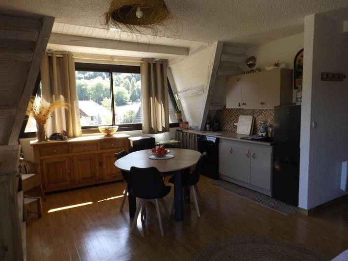 Gîte pour 6 personnes, avec Balcon et Vue dans Saint-Jean-Montclar - 2