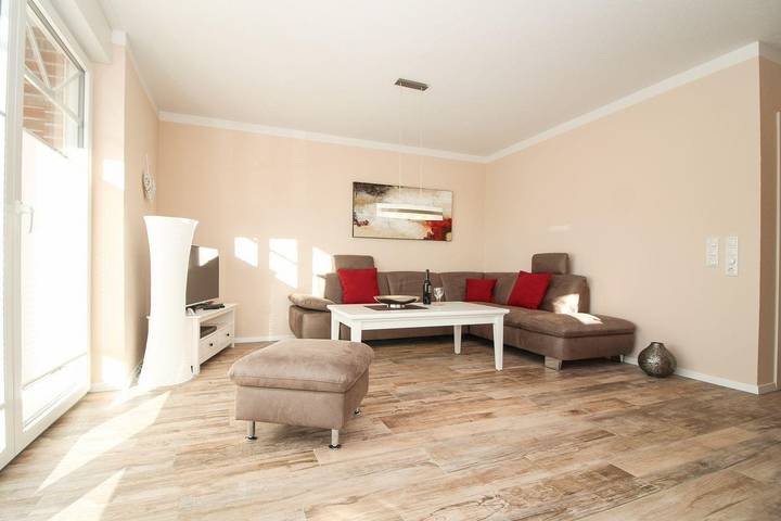 Ferienwohnung für 3 Personen, mit Garten und Terrasse in Greetsiel - 2