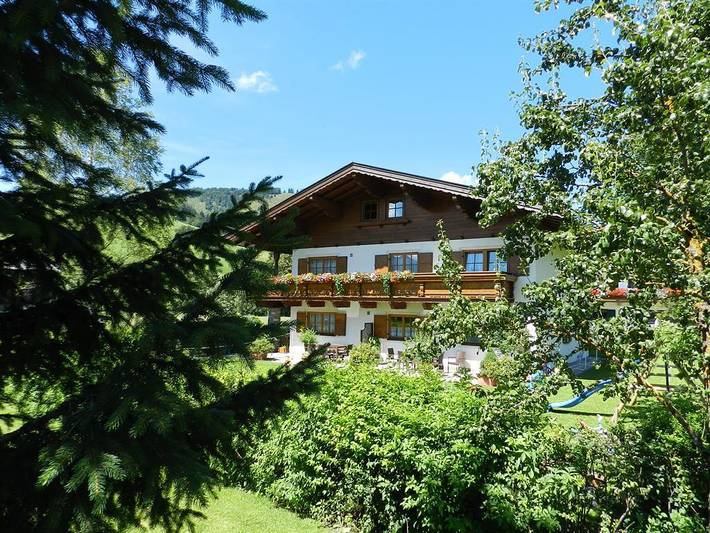 Ferienhaus für 4 Personen, mit Terrasse und Garten in Hochfilzen