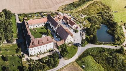 Ferienwohnung für 2 Personen, mit Garten und Terrasse sowie Ausblick in Oppurg