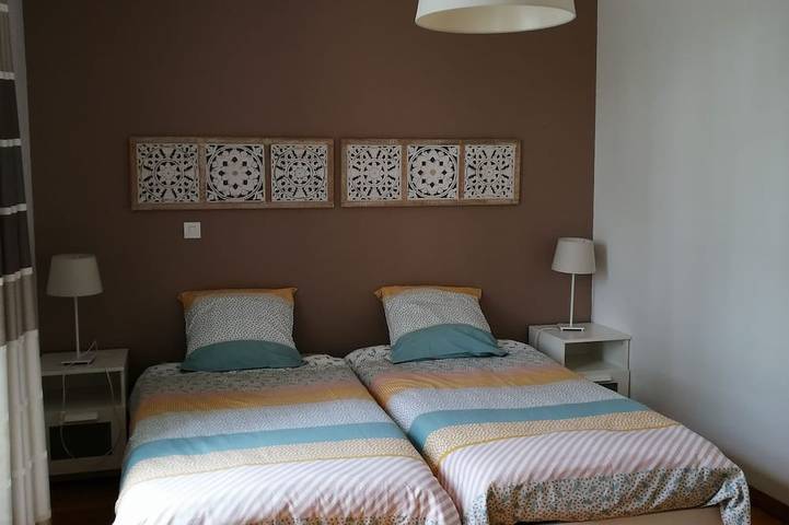 Location de vacances pour 6 personnes, avec jardin et terrasse à Le Molay-Littry - 4