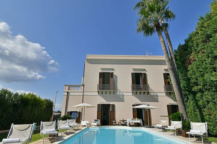 Villa pour 8 personnes, avec sauna ainsi que jacuzzi et jardin - 1