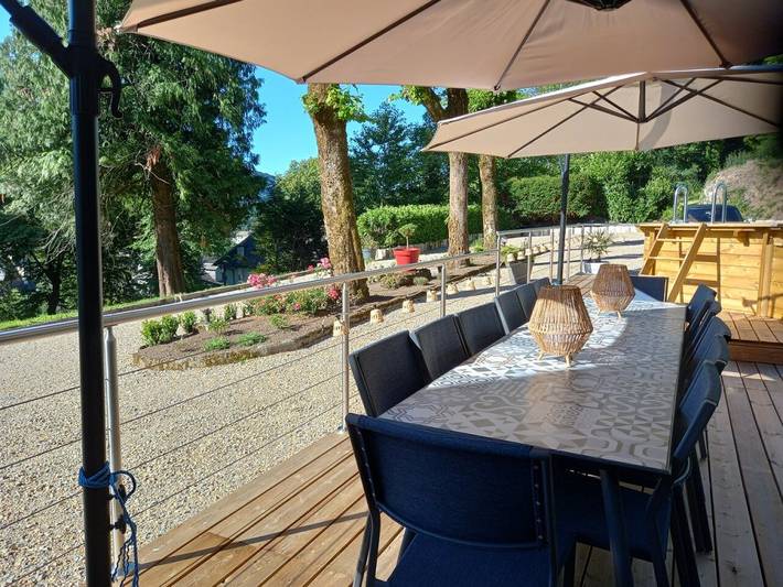 Manoir pour 15 personnes, avec terrasse et jacuzzi ainsi que piscine et jardin dans le Cantal - 3