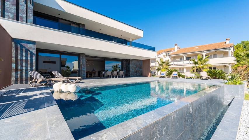 Villa pour 6 personnes, avec terrasse et jardin dans Vir - 2