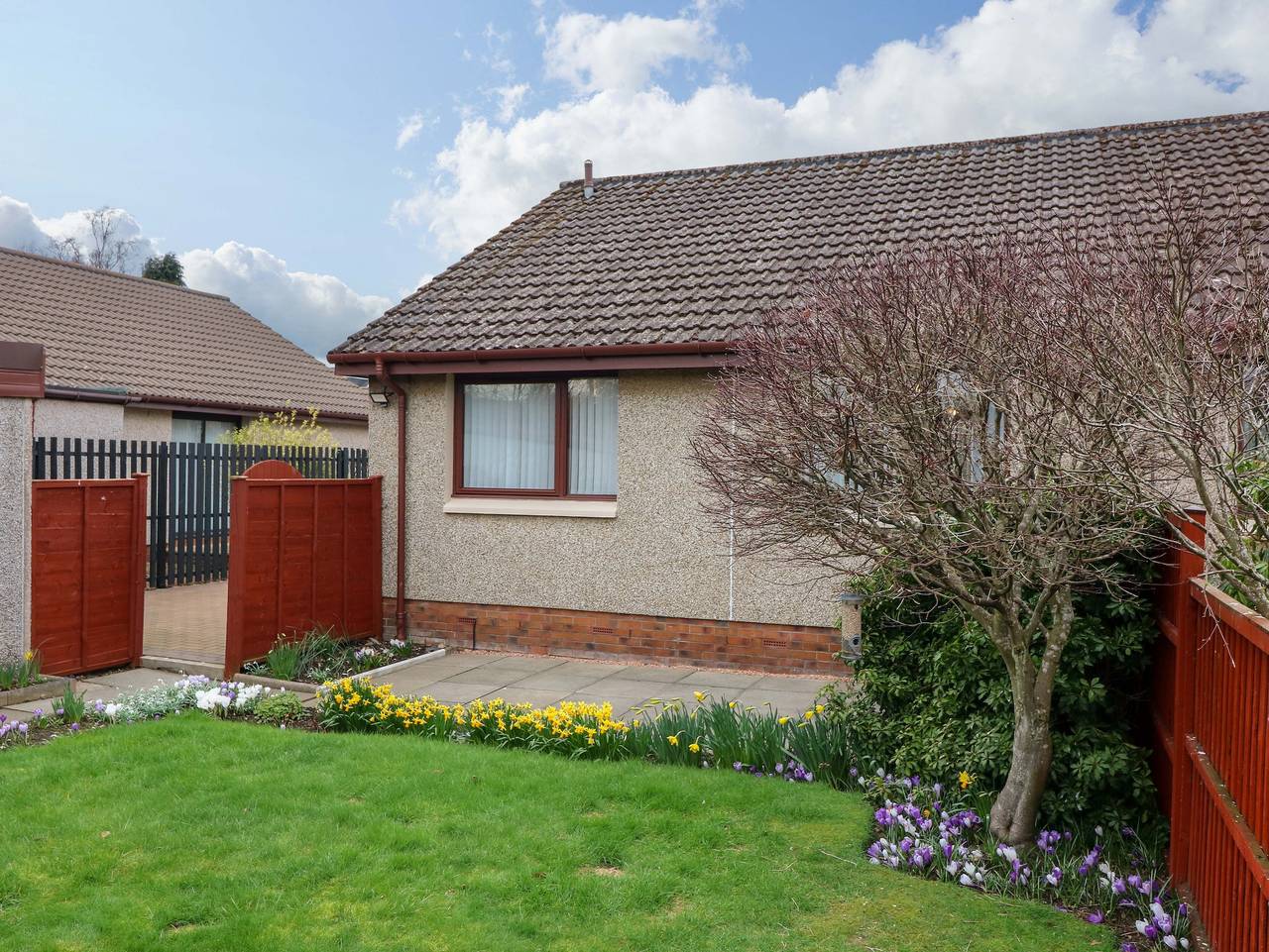 48 Edenbank Road in Fife region