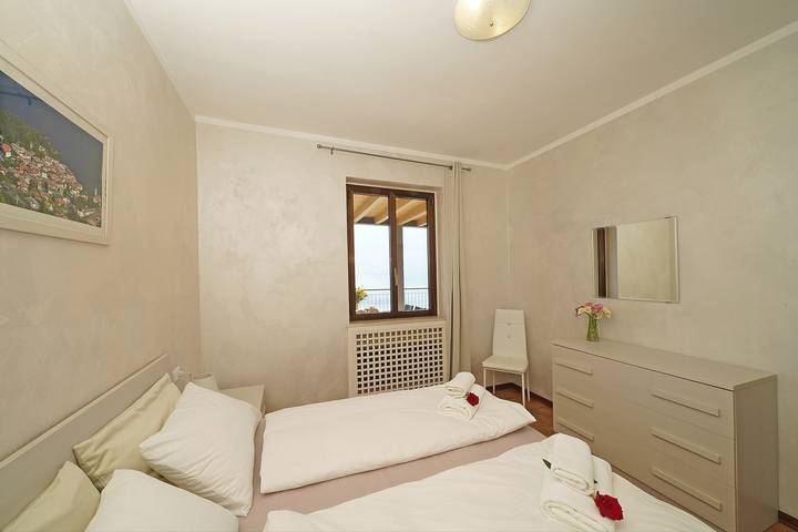 Ferienwohnung für 2 Personen, mit Garten und Seeblick in Tremosine - 3